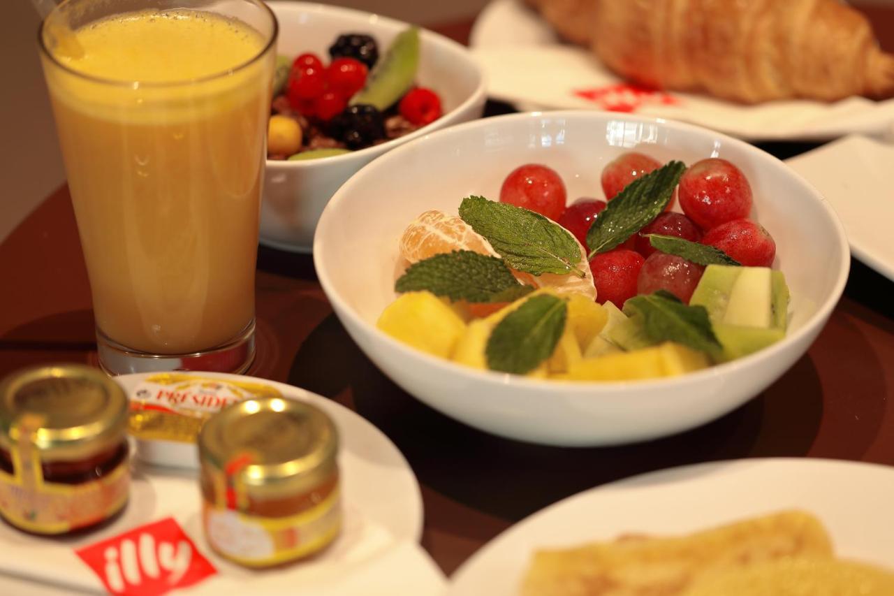 레 팔레세 단파 호텔 카사블랑카 외부 사진 A fruit salad